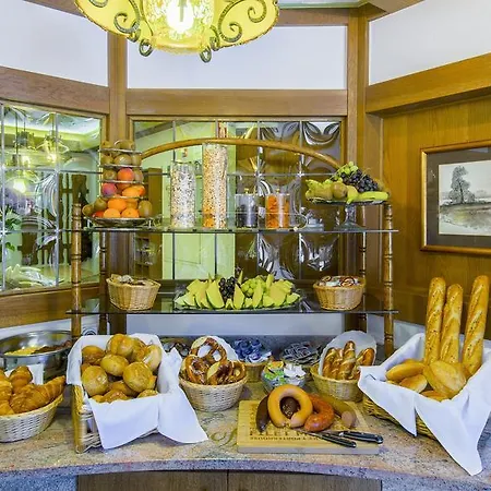 Hotel Schloessmann Garni Bad König