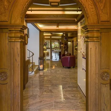 Schloessmann Garni Hotel