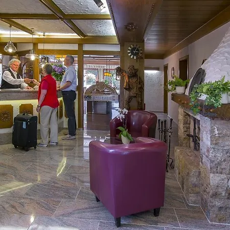 Hotel Schloessmann Garni 3*